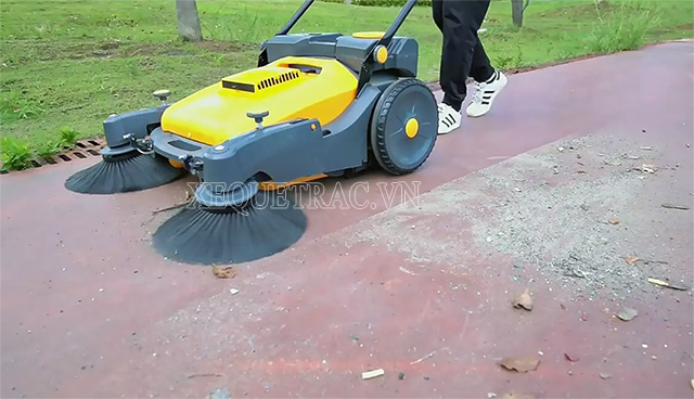 Chọn đúng phụ kiện xe quét rác