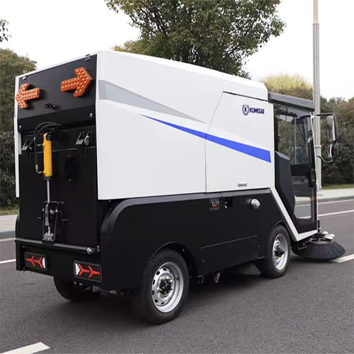 Xe quét rác ngồi lái Kumisai KMS - 1000L