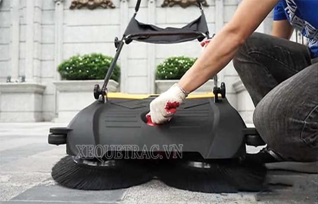 Cách lắp đặt và sử dụng xe quét rác đẩy tay Clepro CW-800/02