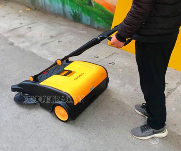 Xe quét rác Clepro loại đẩy tay