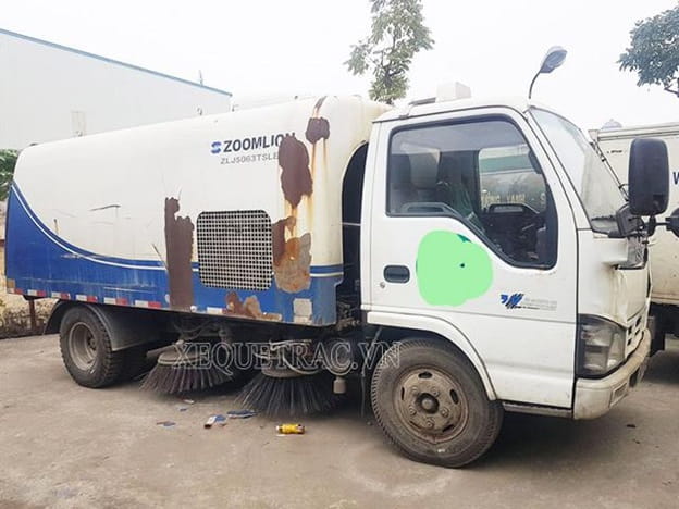 Xe quét đường cũ - Giải pháp tiết kiệm chi phí cho doanh nghiệp